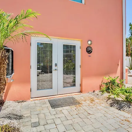 Tropical Breeze Resort Bee Ridge Exterior photo