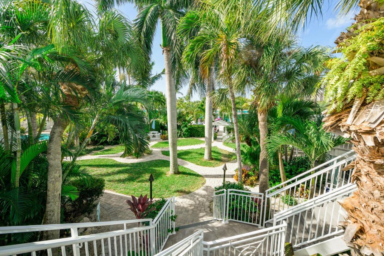 Tropical Breeze Hotel